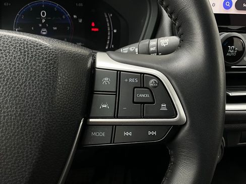 Used 2025 Toyota Grand Highlander FWD image 37