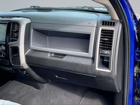 Used 2019 RAM 1500 Express w/ Wheel & Sound Group AWD/4WD image 24
