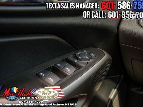 Used 2024 Chevrolet Trax LS w/ LS Convenience Package FWD image 10