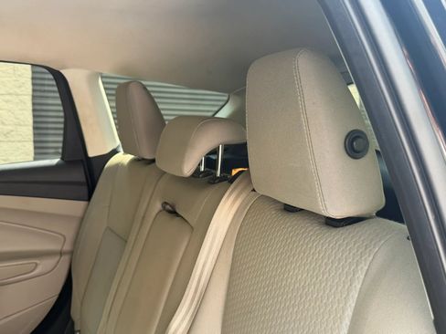Used 2017 Ford Escape SE w/ Equipment Group 201A FWD image 32