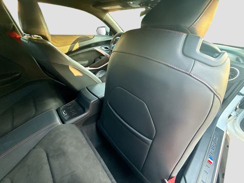 Used 2018 Chevrolet Camaro ZL1 image 27