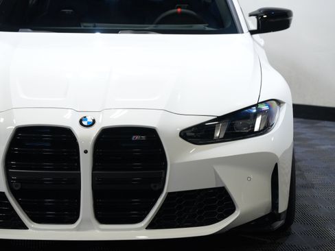 Used 2026 BMW M3 w/ Executive Package RWD image 10