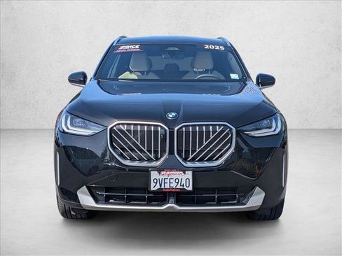 Used 2025 BMW X3 xDrive30i w/ Premium Package AWD/4WD image 2