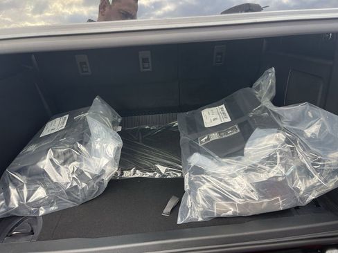 New 2025 Ford Bronco Badlands image 30