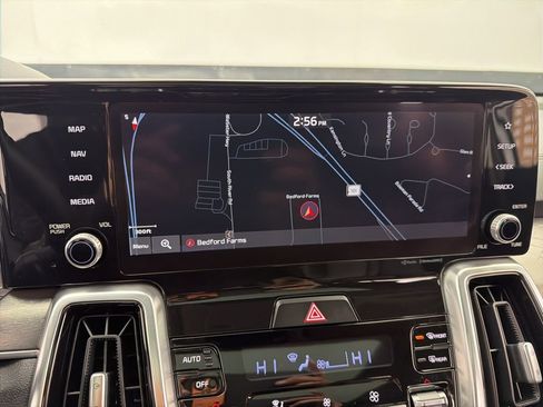 Used 2021 Kia Sorento SX image 17