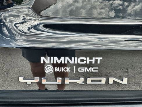 Certified 2024 GMC Yukon AT4 w/ Technology Package AWD/4WD image 31