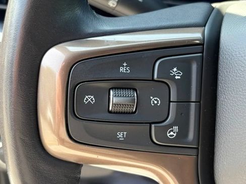 Used 2022 Chevrolet Tahoe High Country AWD/4WD image 16