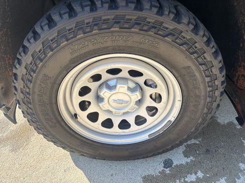 Certified 2023 Chevrolet Silverado 1500 W/T w/ Z71 Off-Road Package image 23