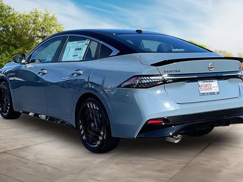 New 2026 Nissan Sentra SR w/ Floor Mat Package FWD image 3