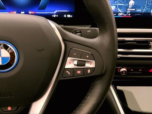 Certified 2023 BMW i4 eDrive35 RWD image 19
