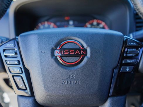 Used 2022 Nissan Frontier Pro-X w/ Pro-X Premium Package image 10