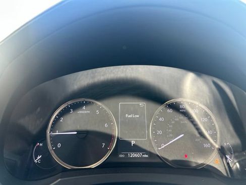 Used 2018 Lexus IS 300 w/ Accessory Package 2 RWD image 12