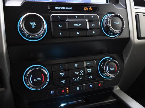 Used 2021 Ford F250 Lariat AWD/4WD image 47