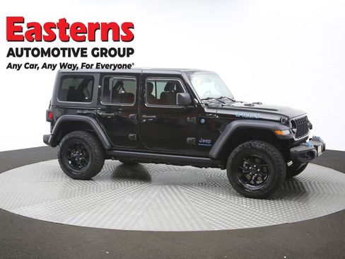 Used 2024 Jeep Wrangler Unlimited AWD/4WD image 49
