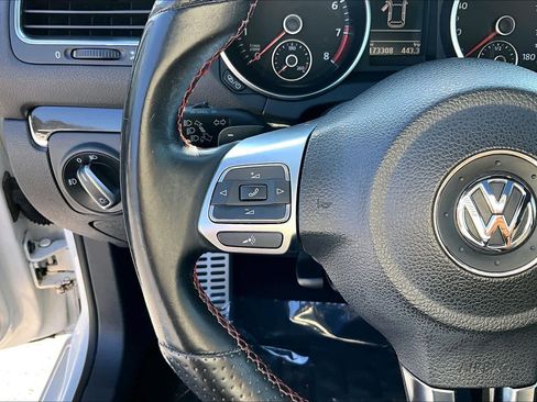 Used 2013 Volkswagen GTI 4-Door image 21