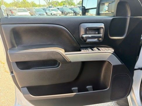 Used 2018 Chevrolet Silverado 2500 LT w/ All Star Edition AWD/4WD image 10