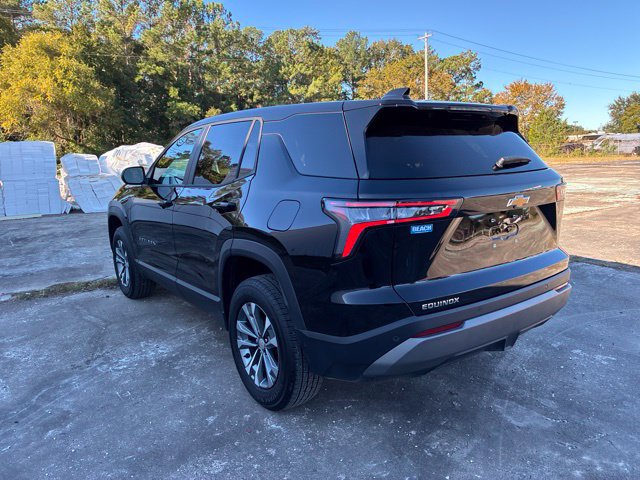 Used 2026 Chevrolet Equinox LT FWD image 5