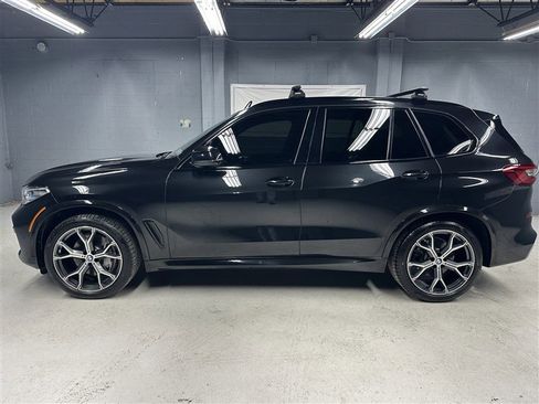 Used 2019 BMW X5 xDrive50i w/ M Sport Package image 5