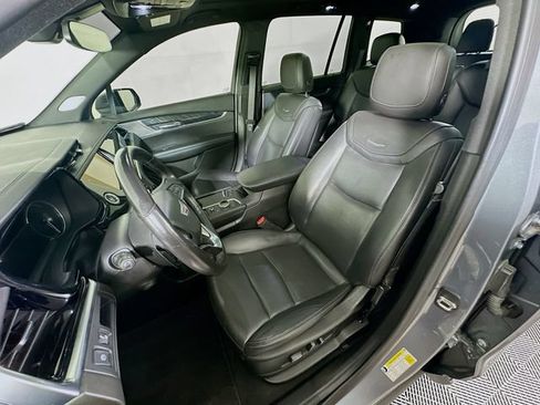 Used 2022 Cadillac XT6 Premium Luxury AWD/4WD image 28