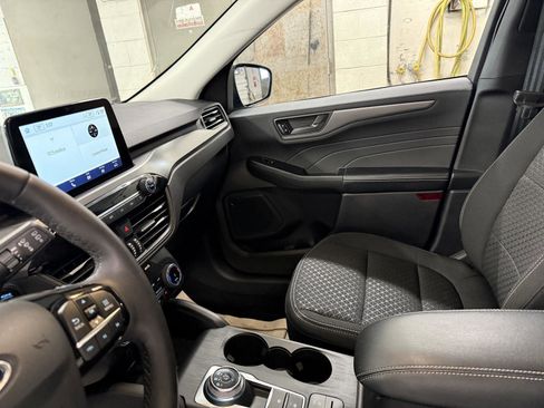 Used 2024 Ford Escape Active image 14