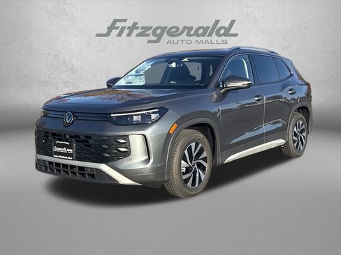 New 2026 Volkswagen Tiguan S FWD image 2