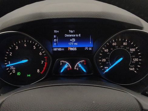 Used 2017 Ford Escape Titanium FWD image 23