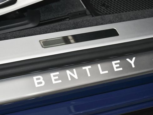 Used 2022 Bentley Continental GT image 14