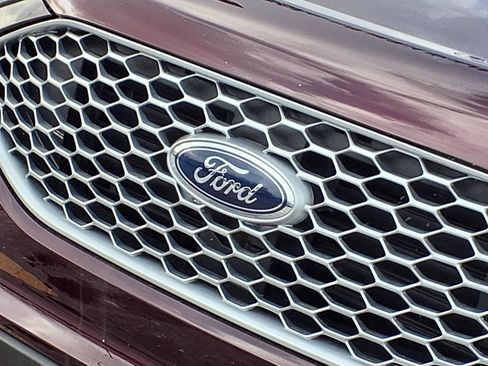 Used 2024 Ford Edge SEL w/ Convenience Package image 29