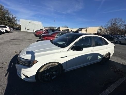 Used 2021 Volkswagen Jetta R-Line w/ R-Line Cold Weather Package image 20