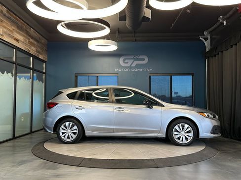 Used 2020 Subaru Impreza 2.0i AWD/4WD image 2