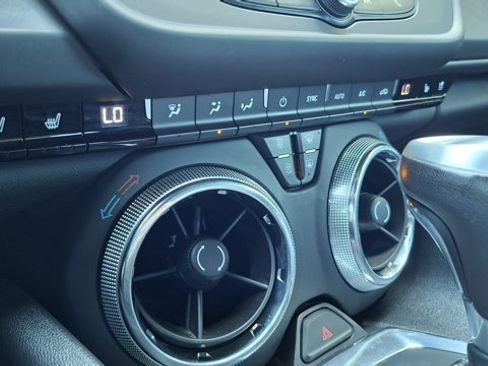 Used 2019 Chevrolet Camaro LT w/ RS Package image 14