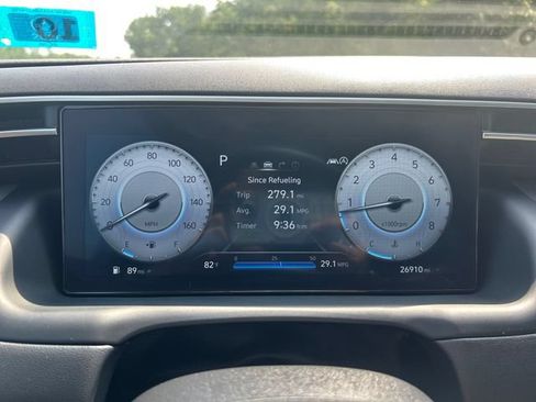 Certified 2024 Hyundai Tucson Limited AWD/4WD image 16