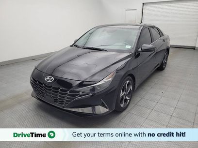 Used 2021 Hyundai Elantra SEL w/ Convenience + Premium Package