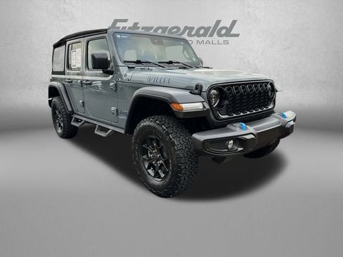 Used 2024 Jeep Wrangler Unlimited image 1