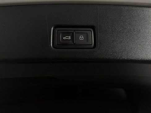 Used 2024 Audi Q4 e-tron Premium Plus w/ Premium Plus AWD/4WD image 29