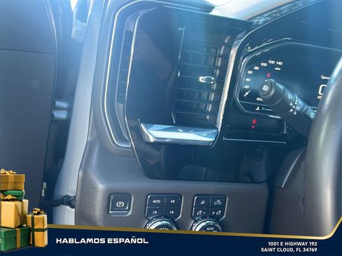 Used 2023 GMC Sierra 1500 SLT image 10