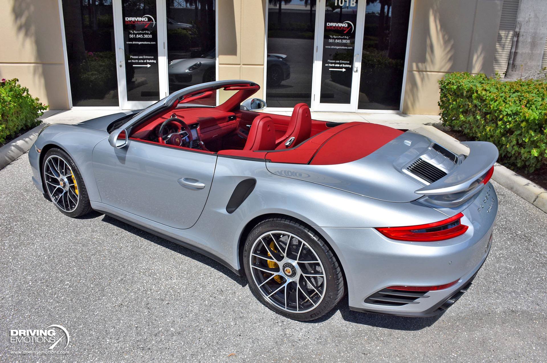 Used 2018 Porsche 911 4 Cabriolet AWD/4WD image 36