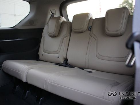 New 2026 INFINITI QX80 Pure image 19