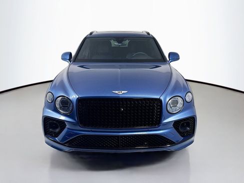 Certified 2023 Bentley Bentayga Extended Wheelbase AWD/4WD image 8