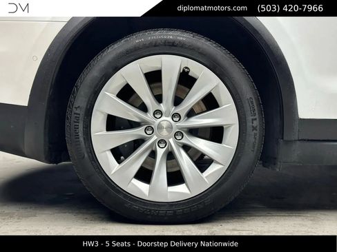 Used 2019 Tesla Model X Long Range AWD/4WD image 36