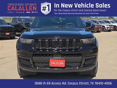 Used 2024 Jeep Grand Cherokee L Altitude AWD/4WD image 14
