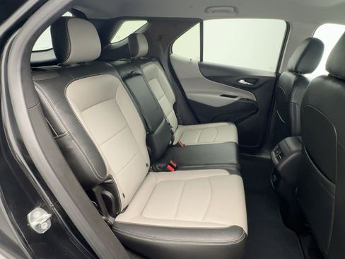 Used 2018 Chevrolet Equinox LT image 27