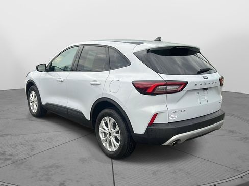 Used 2025 Ford Escape Active AWD/4WD image 9