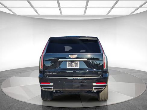 New 2025 Cadillac Escalade Premium Luxury w/ LPO, Floor Liner Package image 6