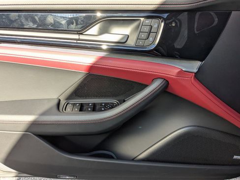 New 2026 Porsche Panamera 4 AWD/4WD image 13
