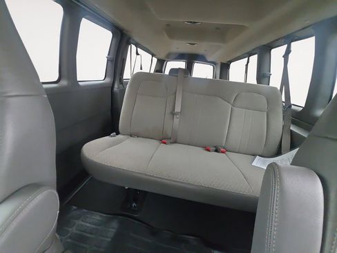 Used 2024 Chevrolet Express 3500 LT w/ LT Preferred Equipment Group RWD image 13