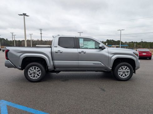 New 2026 Toyota Tacoma SR5 AWD/4WD image 6