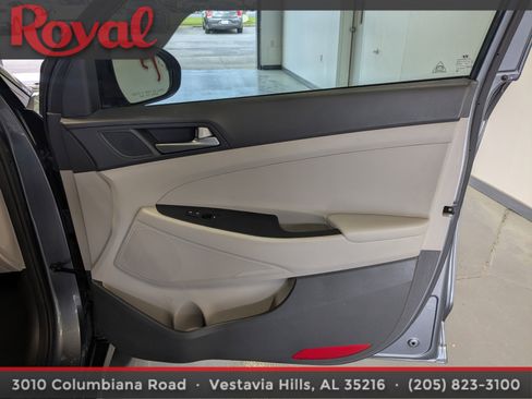 Used 2017 Hyundai Tucson Sport w/ Cargo Package image 7