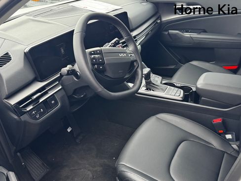 New 2026 Kia Sportage EX FWD image 9