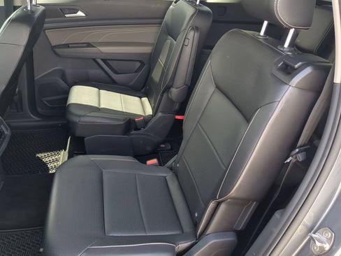 Certified 2022 Volkswagen Atlas SE FWD image 17